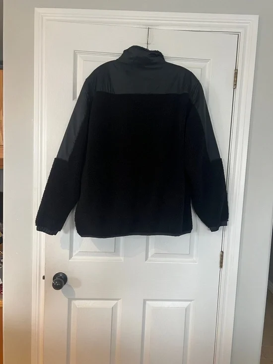 Black Sherpa Zip-Up Jacket with Contrast Panels - Picture 4 of 4